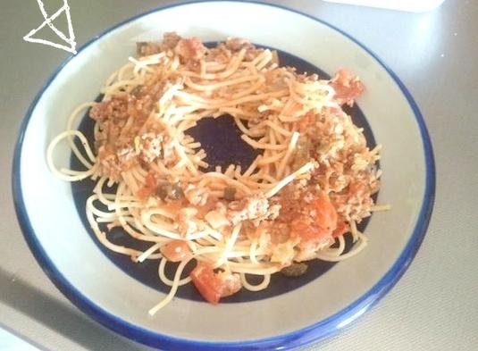 Egy igazi háziasszony nem csak finoman főz, de számos konyhai trükköt is ismer, mint például hogyan lehet kristálytiszta jégkockát készíteni, pontosan kettévágni a tortalapot vagy egyszerűen és gyorsan fokhagymát pucolni. Az alábbi ötletek...